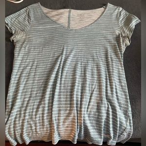 Large blue and white striped v neck